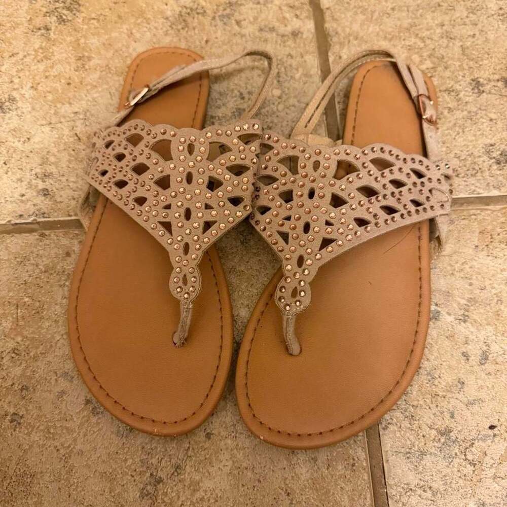 Time and Tru Studded T-Strap Sandals Size 8 Tan Laser Cut Flat Shoes